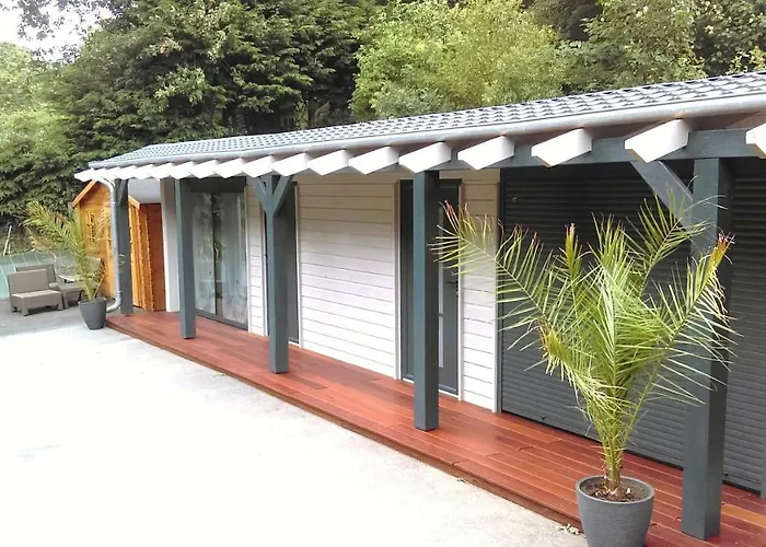 Les Nids Des Falaises Hébergement de vacances *